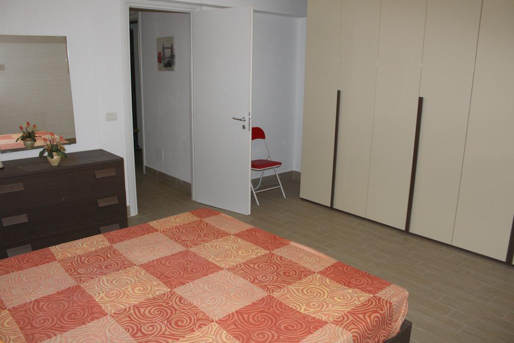 Casa Vacanze Roccella Beach Campofelice Di Roccella Luaran gambar
