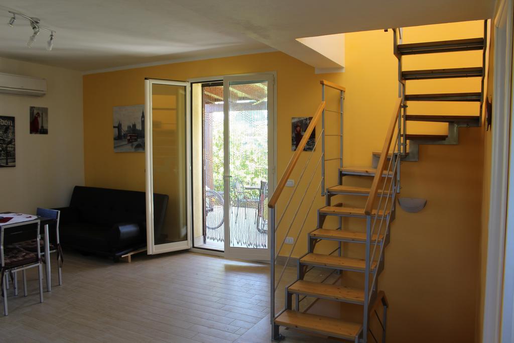 Casa Vacanze Roccella Beach Campofelice Di Roccella Luaran gambar